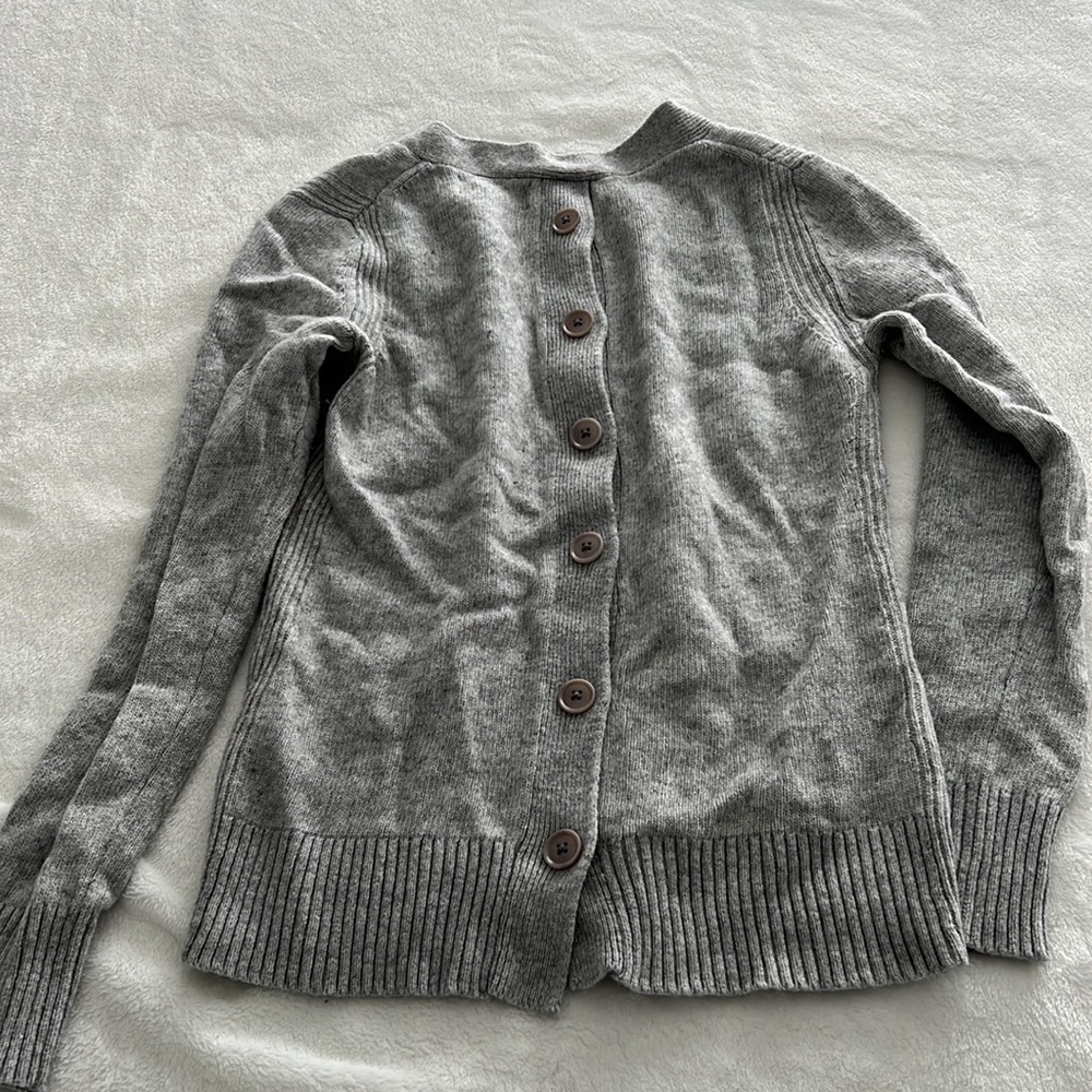 Grey sweater - Picture 2 of 2